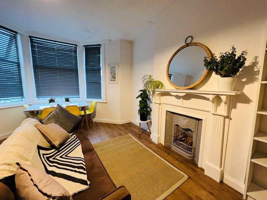 Beautiful Space Stylish And Modern! Perfect Location Blackpool Esterno foto